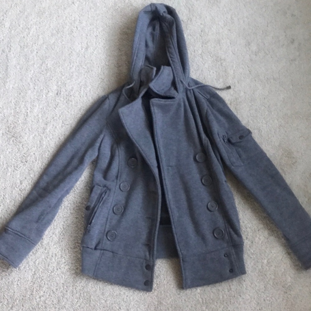 Buttoned down coat